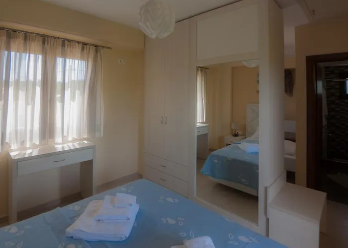 Ianthi Maisonettes