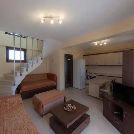 Ianthi Maisonettes Apartment *