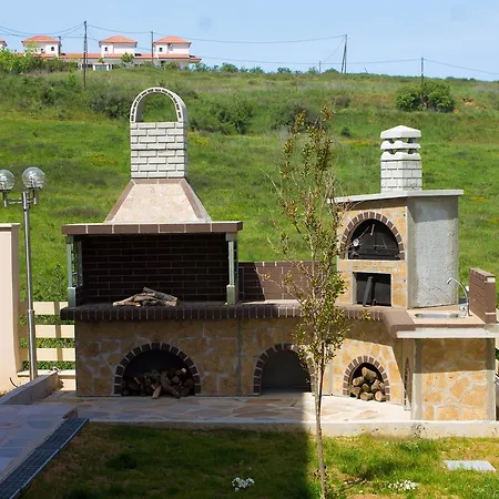 Ianthi Maisonettes Néa Róda