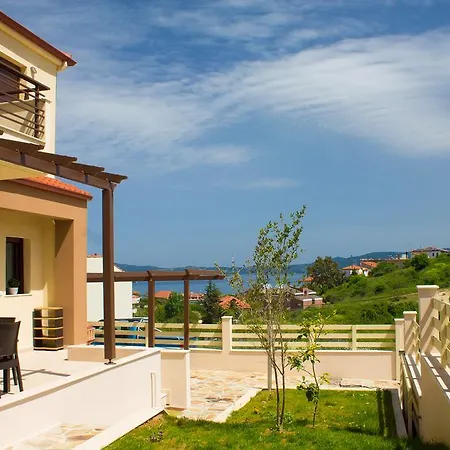 Apartment Ianthi Maisonettes Nea Roda