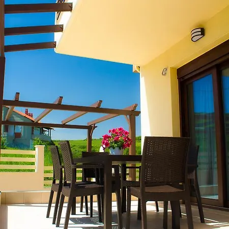Apartment Ianthi Maisonettes