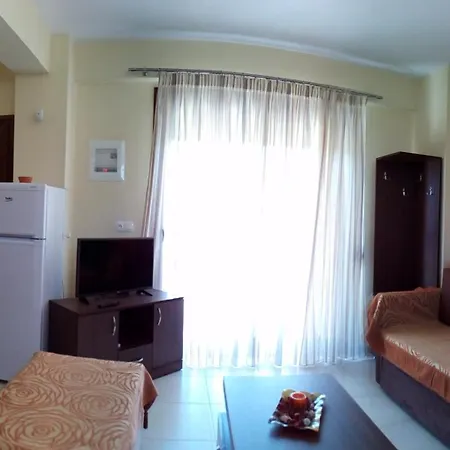 Apartman Ianthi Maisonettes Néa Róda