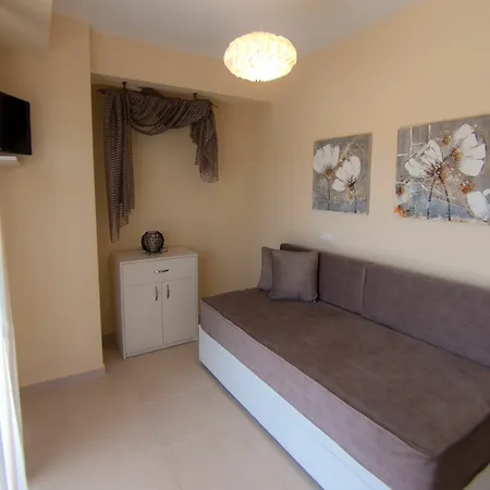 Ianthi Maisonettes Apartment Nea Roda